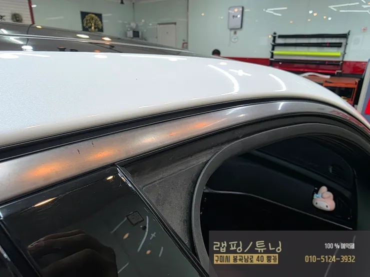 Kia Stinger vinyl wrap - Kia Stinger Window Trim Wrap Review - Flawless Finish photo 4