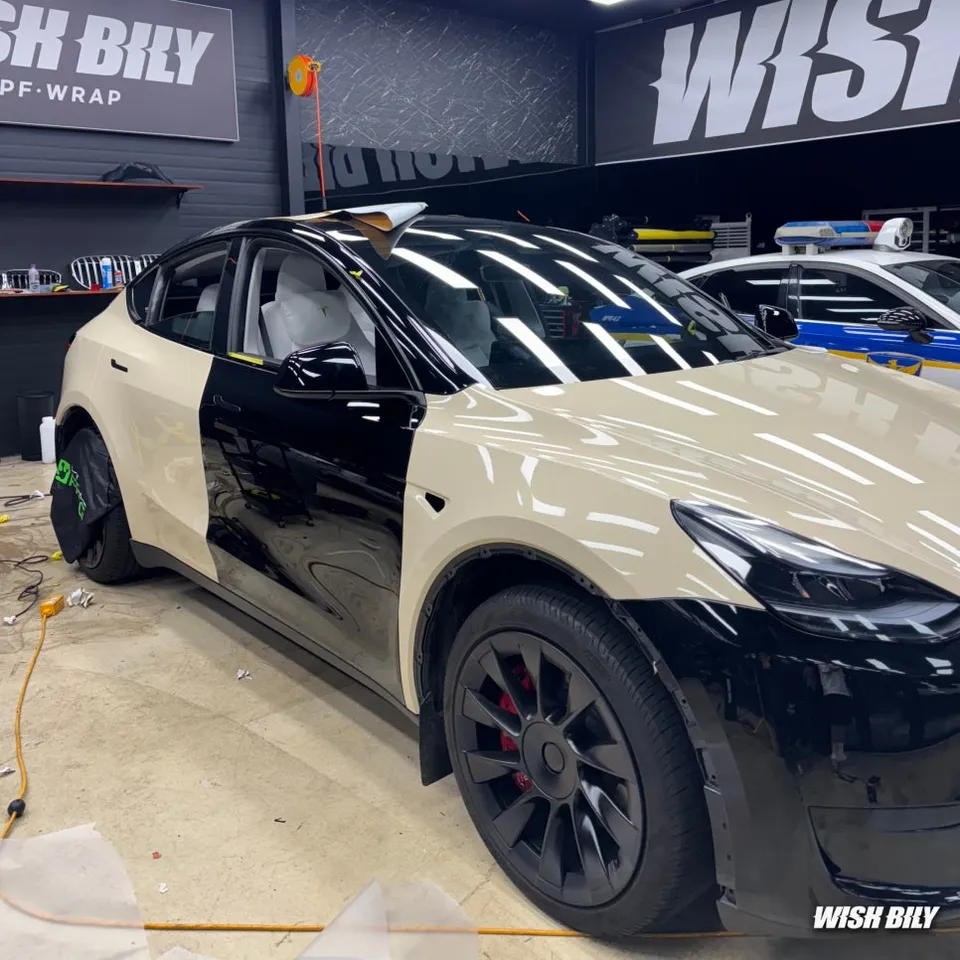 Tesla Model Y PPF施工事例|ベージカラーへの大胆チェンジ 施工写真 3-1