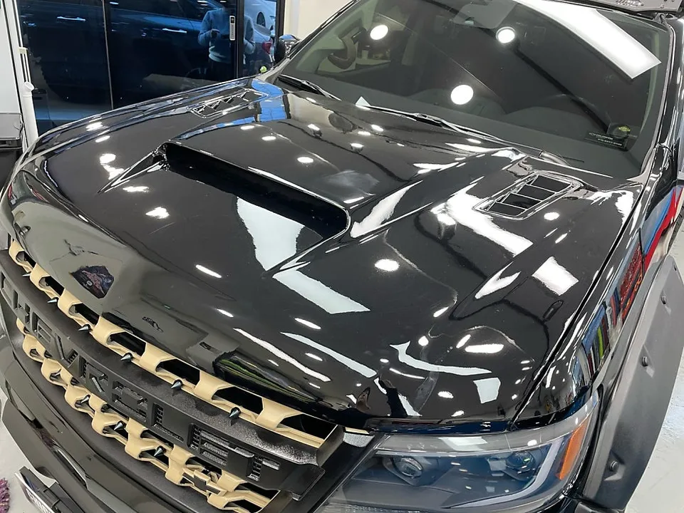 Chevrolet Colorado vinyl wrap - Chevrolet Colorado Vinyl Wrap Review: Cost & Results photo 4