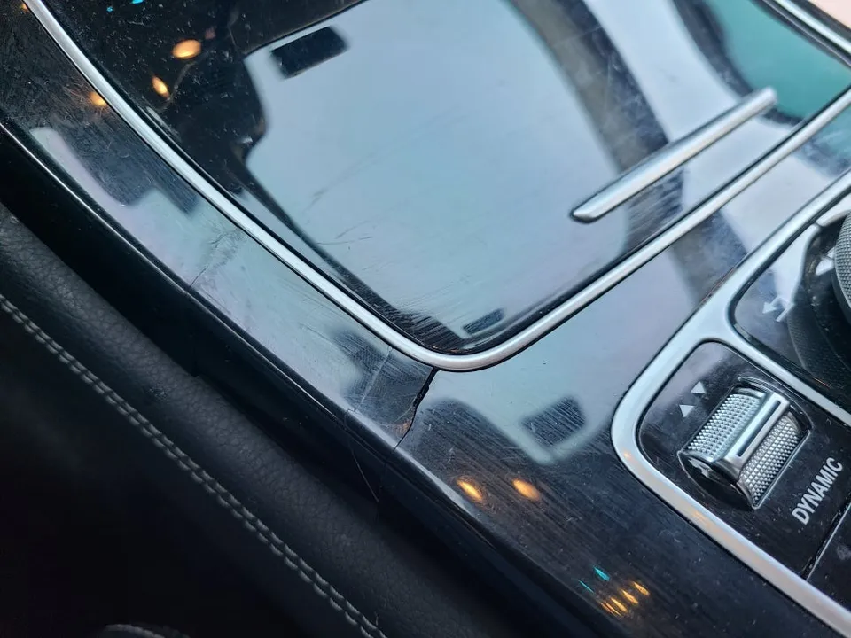 Mercedes-Benz GLC interior customization - Mercedes-Benz GLC Interior Customization Review — Enhanced Luxury photo 5
