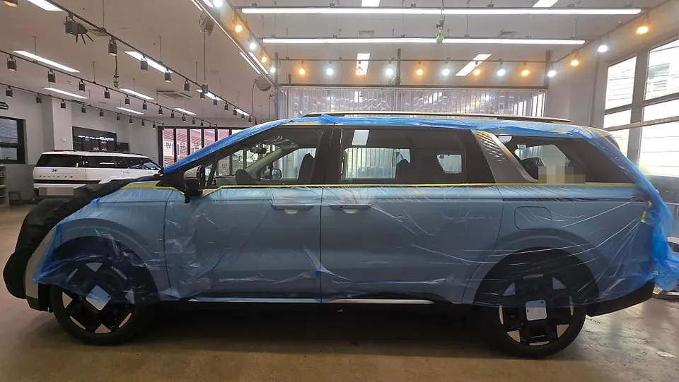Kia Carnival 4th Genのカーフィルム施工事例|費用目安・仕上がり 施工写真 3-1