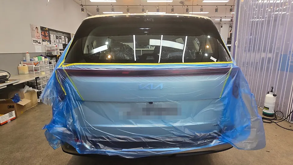Kia Carnival 4th Genのカーフィルム施工事例|費用目安・仕上がり 施工写真 4-1