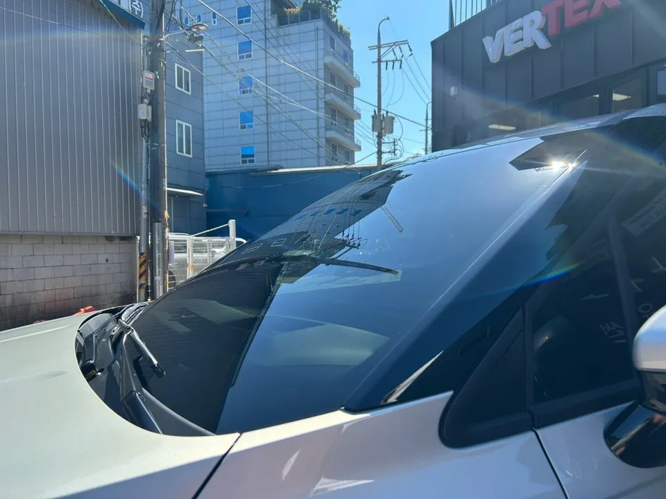 Kia Carnival 4th Genのカーフィルム施工事例|費用目安・仕上がり 施工写真 4-2