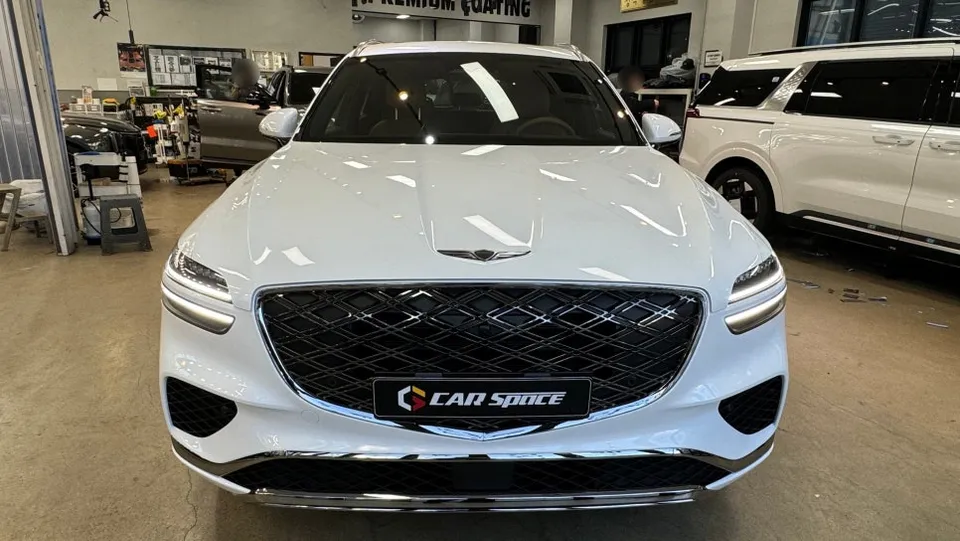 Genesis GV70 New Car Package Review: Flawless Delivery photo 2