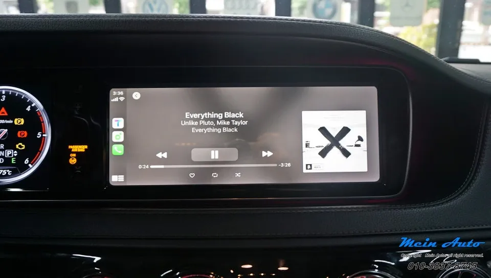 Mercedes-Benz S-ClassのAndroid Auto・CarPlay取付事例 施工写真 1-3