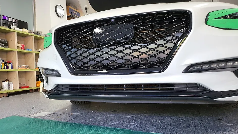 Hyundai Grandeur IGのカーラッピング事例 施工写真 2-2