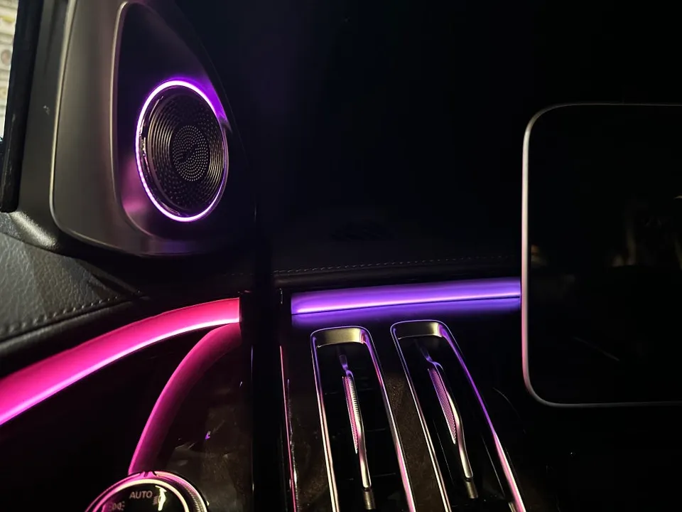 Mercedes-Benz S500 W223 ambient lighting - Mercedes-Benz S500 Ambient Lighting Review — Enhanced Luxury photo 6