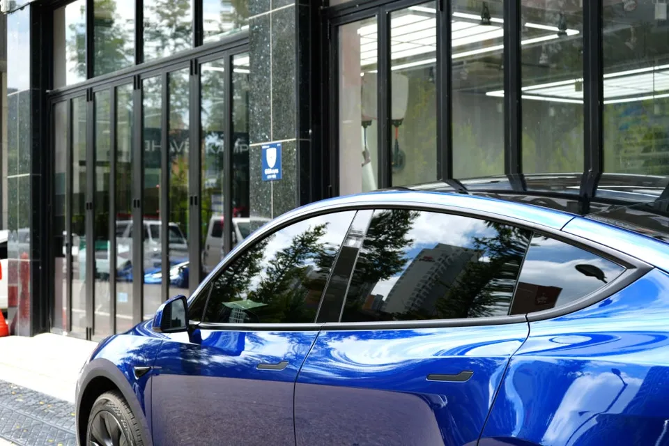 Tesla Model Y window tinting - Tesla Model Y Window Tinting Review: Lumar Vertex 900 photo 4