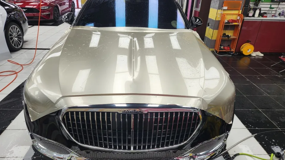 メルセデス・ベンツ Sクラス W223 PPF施工事例|費用目安・仕上がり 施工写真 1-2