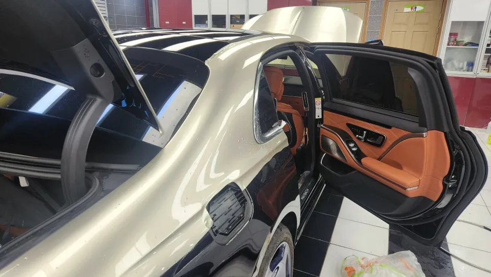 メルセデス・ベンツ Sクラス W223 PPF施工事例|費用目安・仕上がり 施工写真 2-2