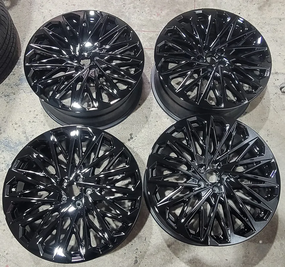 Hyundai Palisade Wheel Repair Review - Black Gloss Finish photo 4