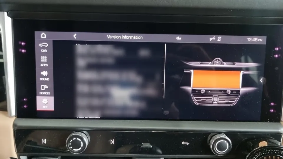 Porsche 911 992 ppf - Porsche 911 992 PPF Review: Full Screen CarPlay Activation photo 3