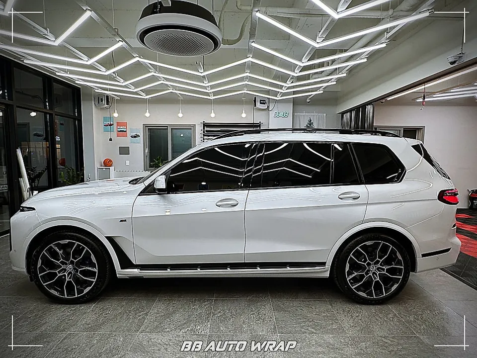 BMW X7 G07 カーラッピング事例｜費用目安・仕上がり 施工写真 2-2