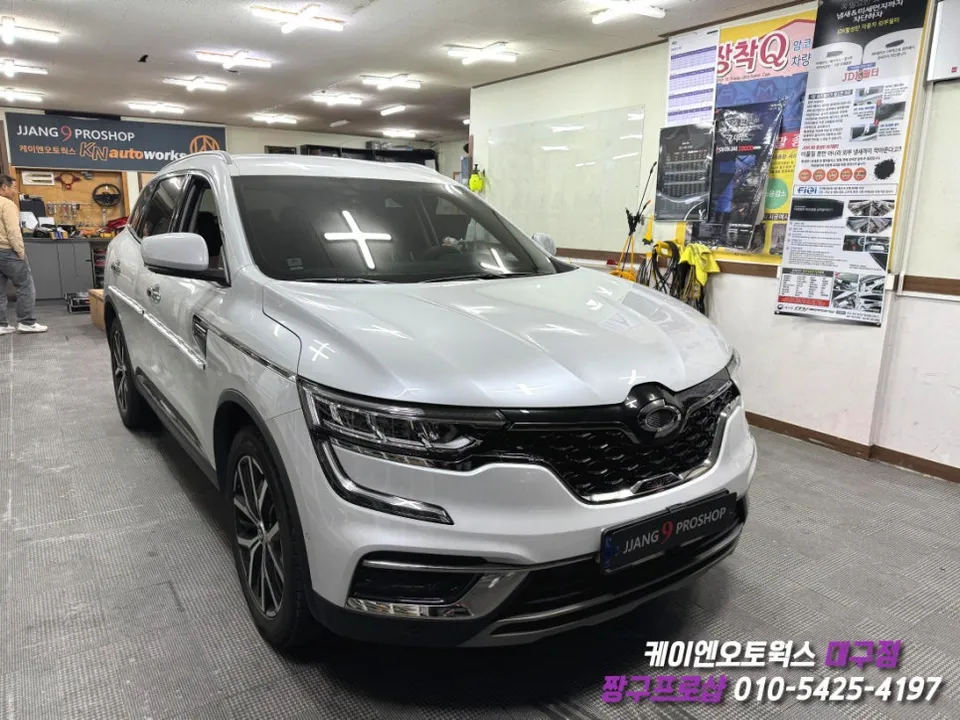 Renault Korea QM6 Ambient Lighting Review photo 2