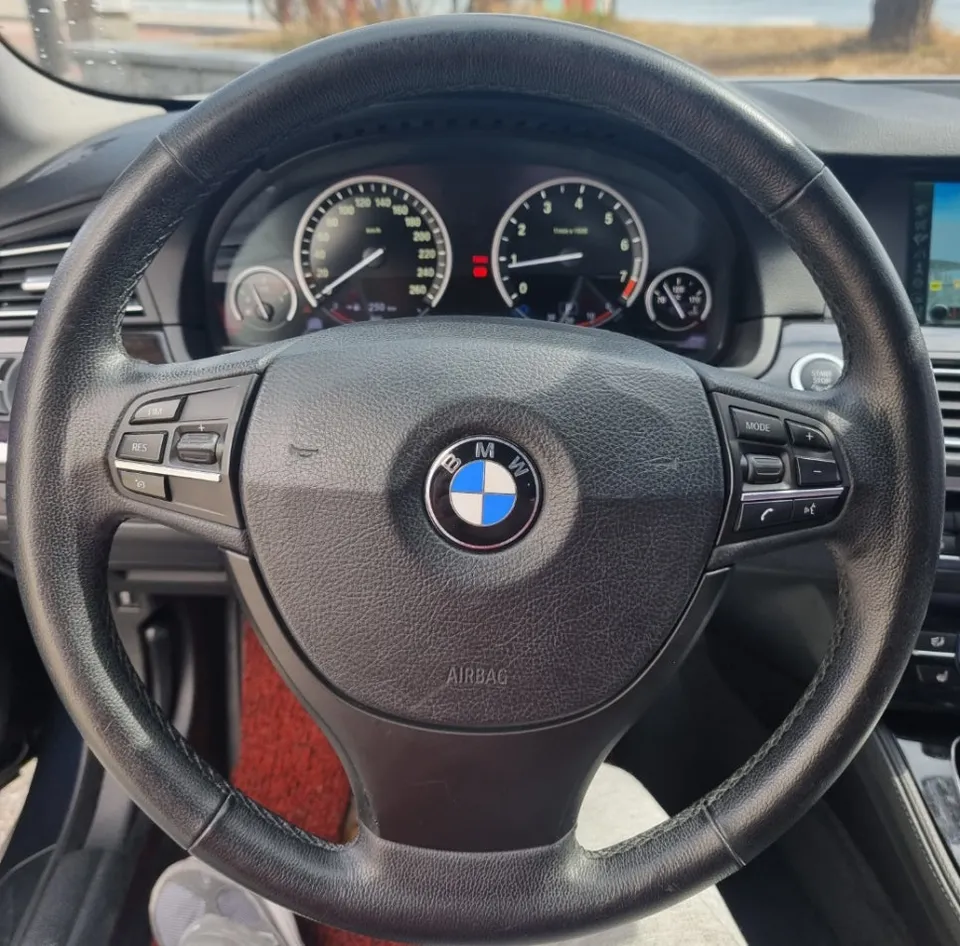 BMW 5 Series F10 android head unit - BMW 5 Series F10 Android Head Unit Upgrade Review photo 3