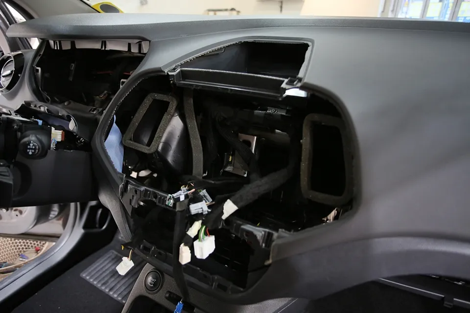 BMW M3 カーフィルム施工事例｜費用目安・仕上がり 施工写真 3-2