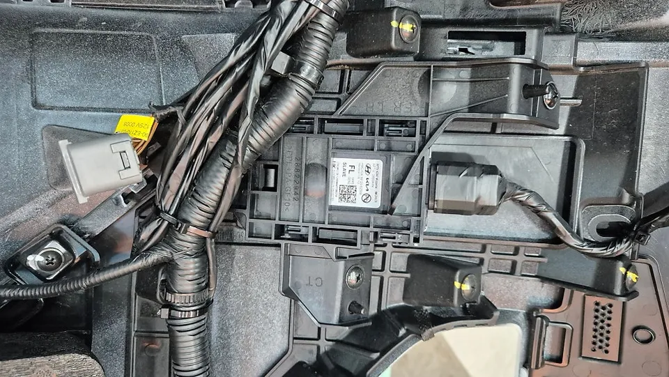 Kia EV4 oem options - Kia EV4 OEM Options Review: Drive Wise Package Cost photo 4