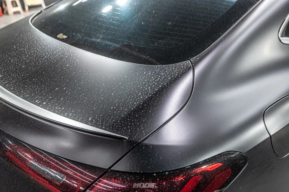 Mercedes-Benz CLEのガラスコーティング事例|韓国での施工 施工写真 3-1