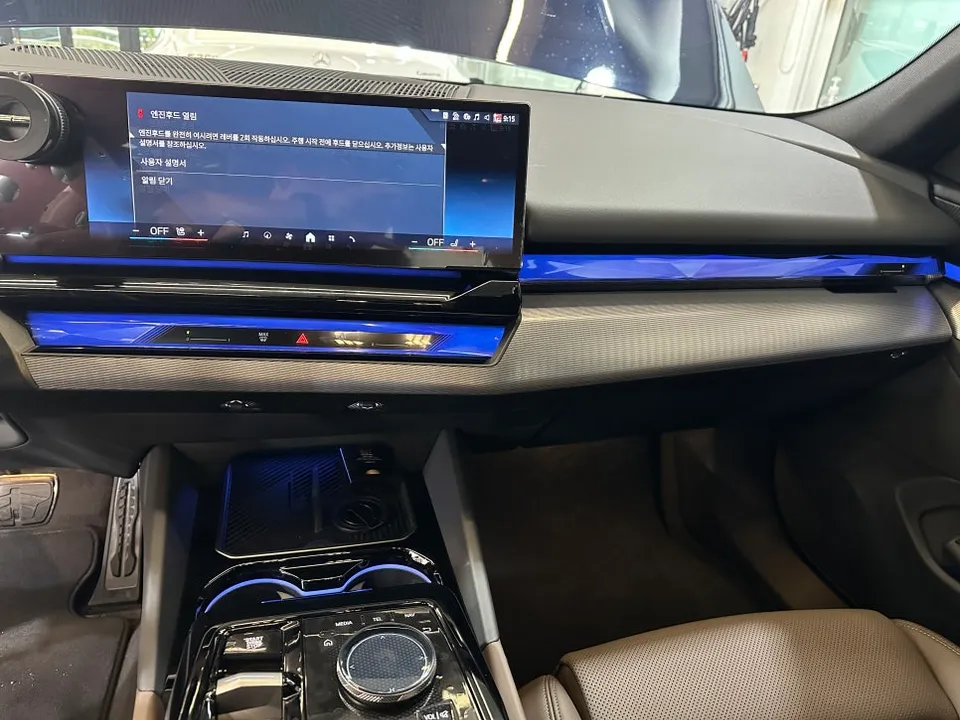 BMW G60 カーラッピング事例｜費用目安・仕上がり 施工写真 2-3