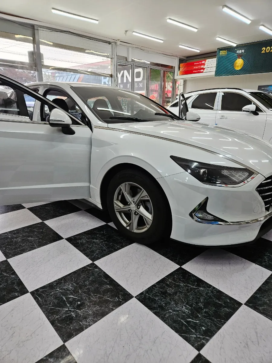 Hyundai Sonataのカーフィルム施工事例｜費用目安・仕上がり 写真