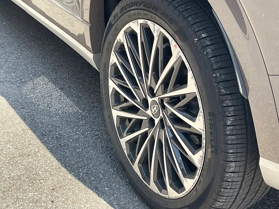 Hyundai Palisade LX3 wheel repair installation result