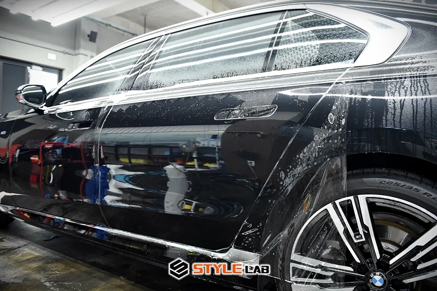 BMW i7 PPF施工事例｜費用目安と仕上がり 写真