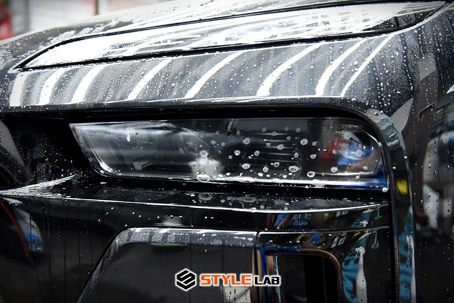 BMW i7 PPF施工事例|費用目安と仕上がり 施工写真 3-1