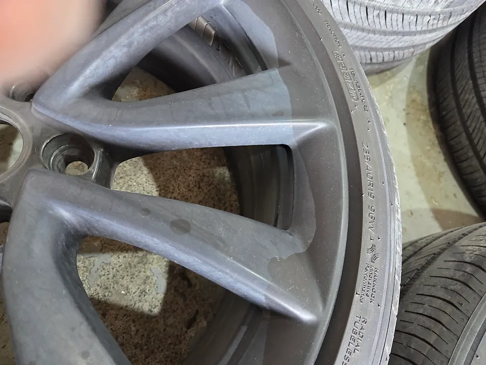 Tesla Model 3 wheel repair - Tesla Model 3 Wheel Repair & Painting Review photo 5