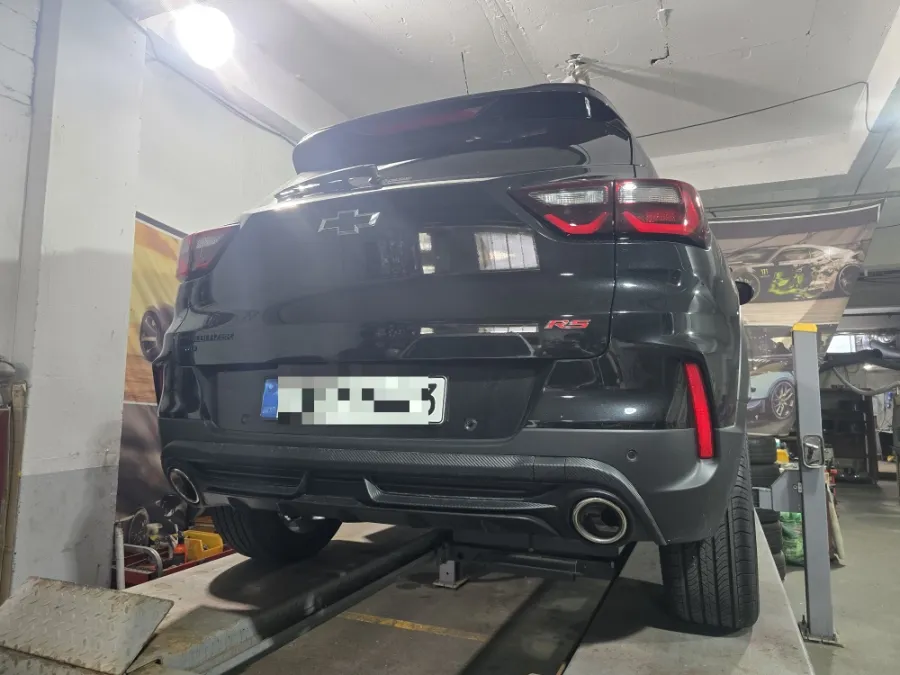 Chevrolet Trailblazerのホイールリペア・塗装事例 施工写真 1-2