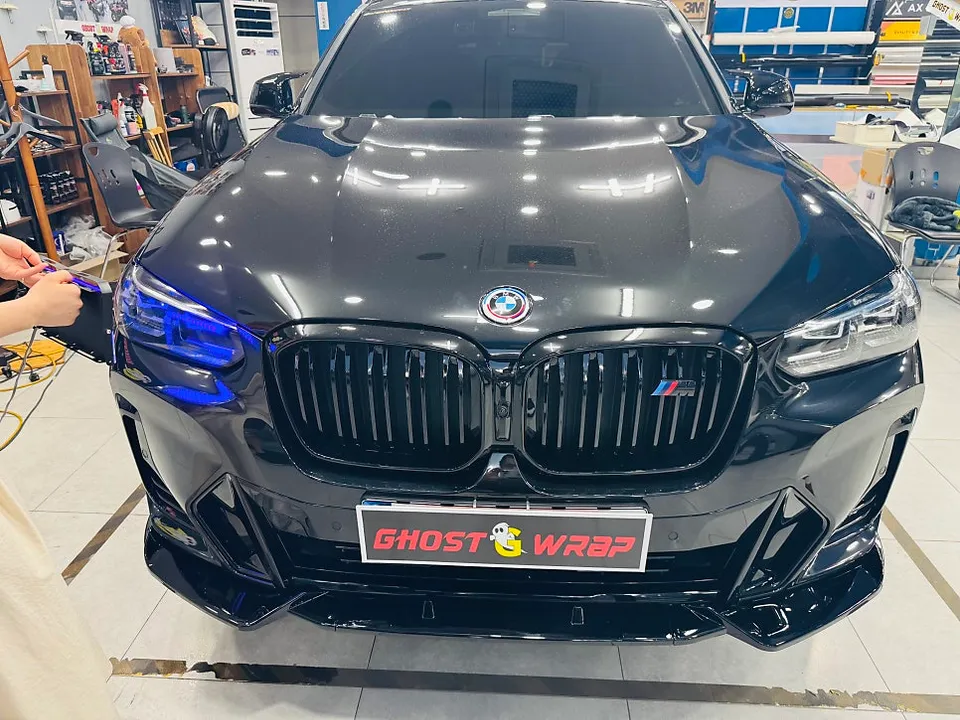 BMW X4のヘッドライトPPF施工事例｜費用目安と仕上がり 施工写真 1-2