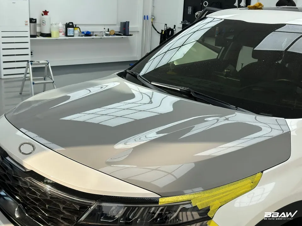 Kia Seltosのカーラッピング事例｜費用目安・仕上がり 施工写真 2-3
