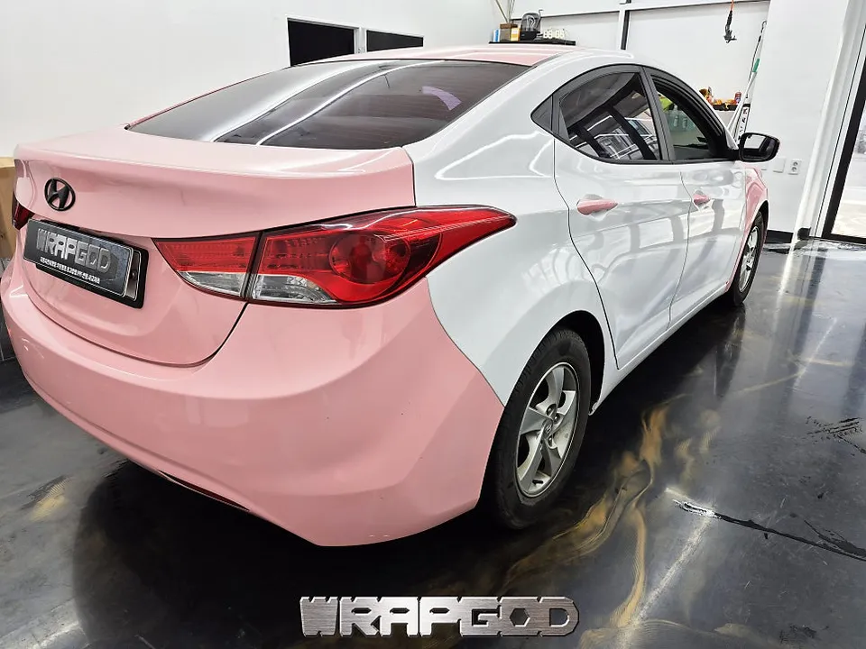Hyundai Elantra MDのカーラッピング事例|費用目安・仕上がり 施工写真 3-1