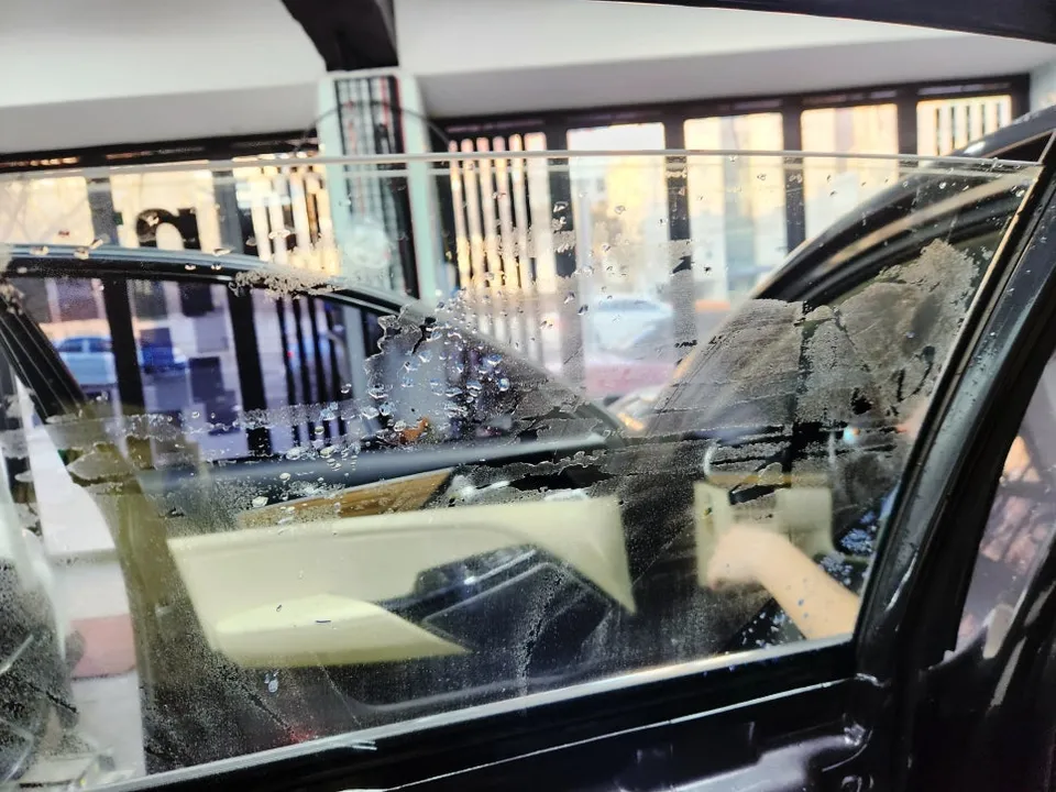 Kia K7のカーフィルム施工事例|費用目安と仕上がり 施工写真 2-1
