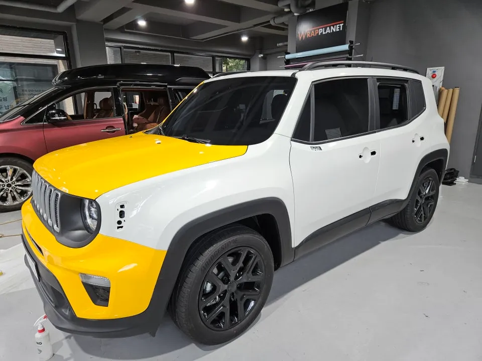 Jeep Renegadeのカーラッピング事例|費用目安・仕上がり 施工写真 2-2