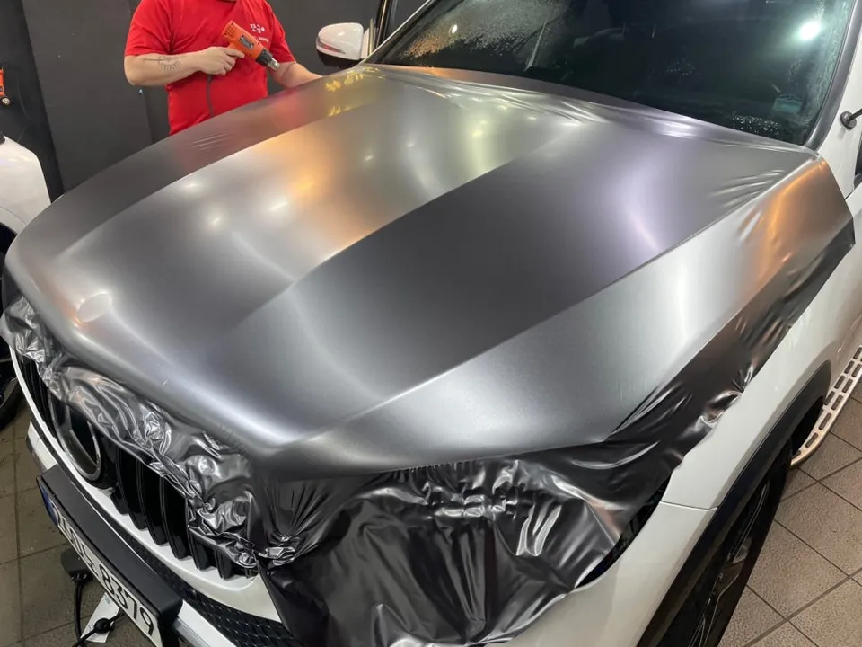 Mercedes-Benz GLEのカーラッピング事例｜サテンダークグレー 施工写真 3-2