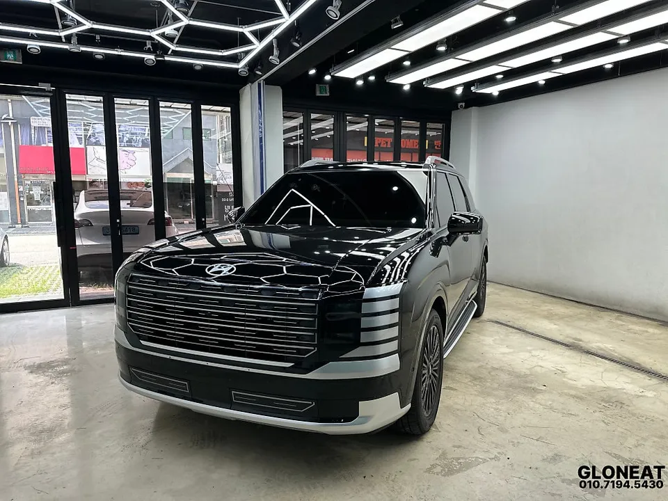 Hyundai Palisade LX3 vinyl wrap installation result