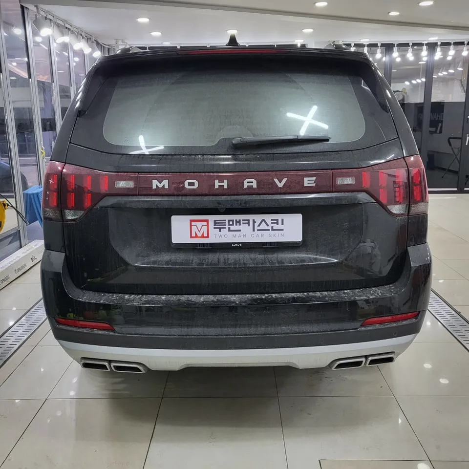 Kia Mohaveのカーラッピング事例|費用目安・仕上がり 施工写真 1-2