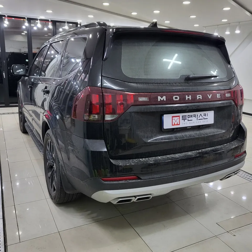 Kia Mohaveのカーラッピング事例|費用目安・仕上がり 施工写真 2-2