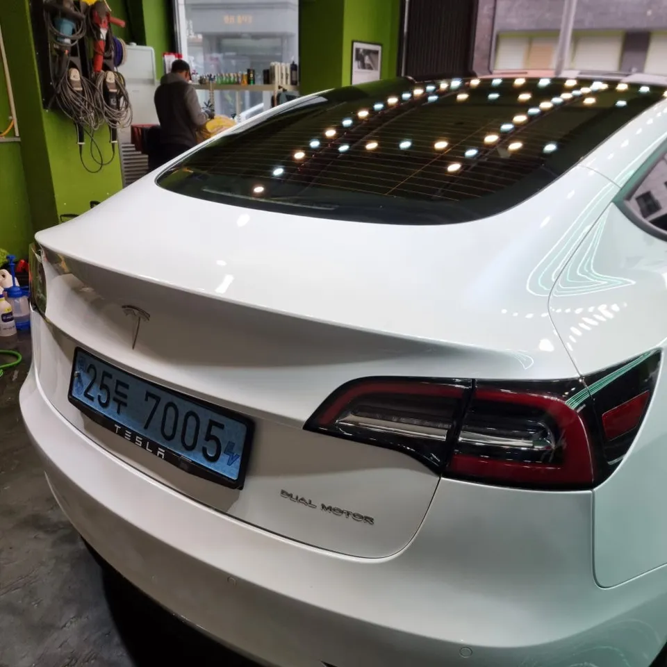 Tesla Model 3のガラスコーティング事例 施工写真 4-2