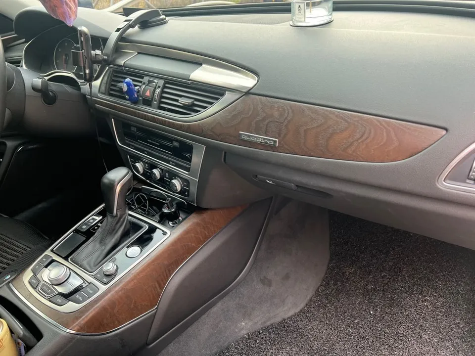 Audi A6のカーラッピング事例｜費用目安・仕上がり 施工写真 4-2