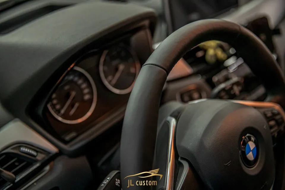 BMW X1 seat climate - BMW X1 Heated Seats Review — Enhanced Winter Comfort photo 6