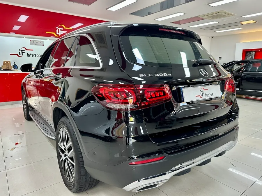 Mercedes-Benz GLC 300 car audio - Mercedes-Benz GLC 300 Car Audio Upgrade Review photo 3