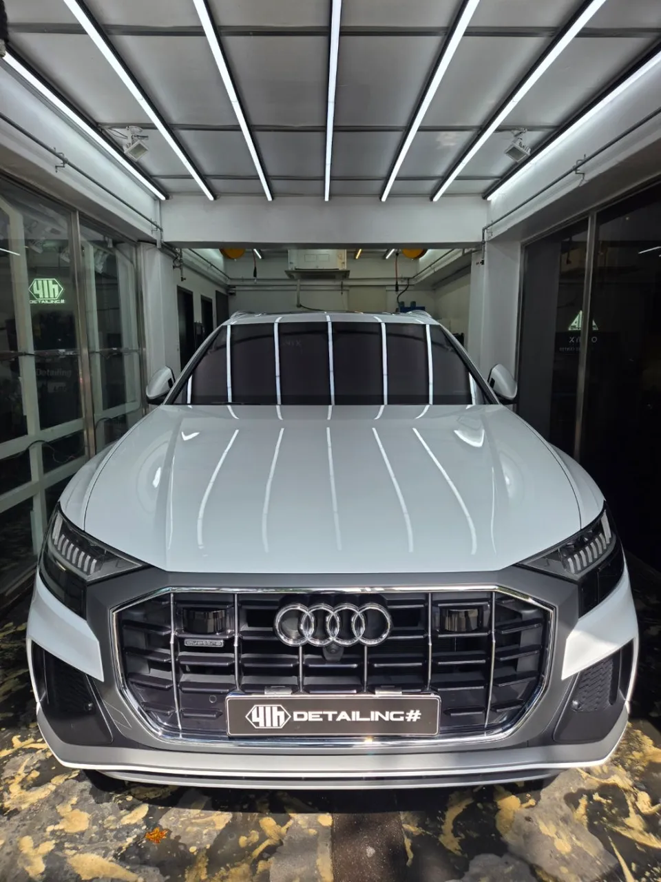 Audi Q8のガラスコーティング事例|費用目安・仕上がり 施工写真 3-3