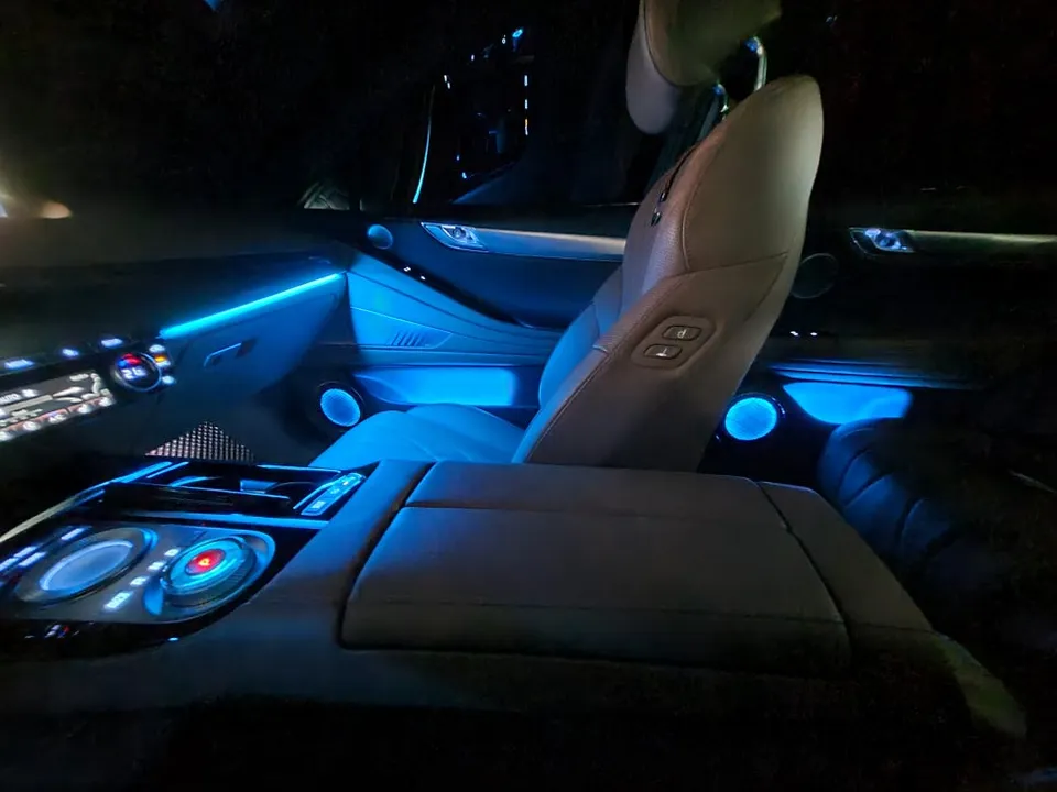 Genesis G80 RG3 ambient lighting installation result