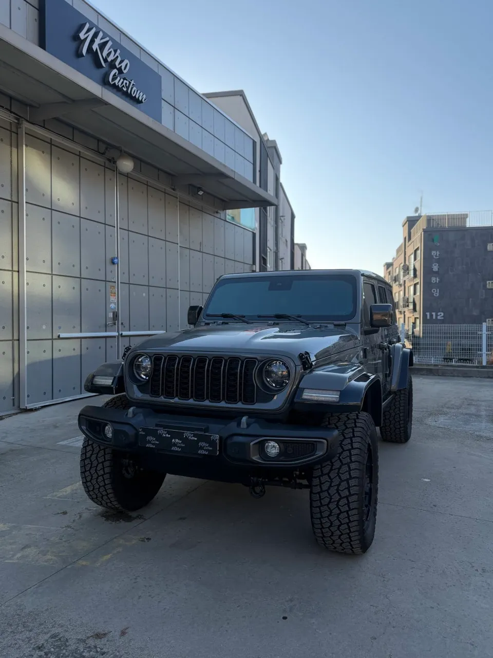 Jeep Wranglerのカーラッピング事例|費用目安・仕上がり 施工写真 1-1