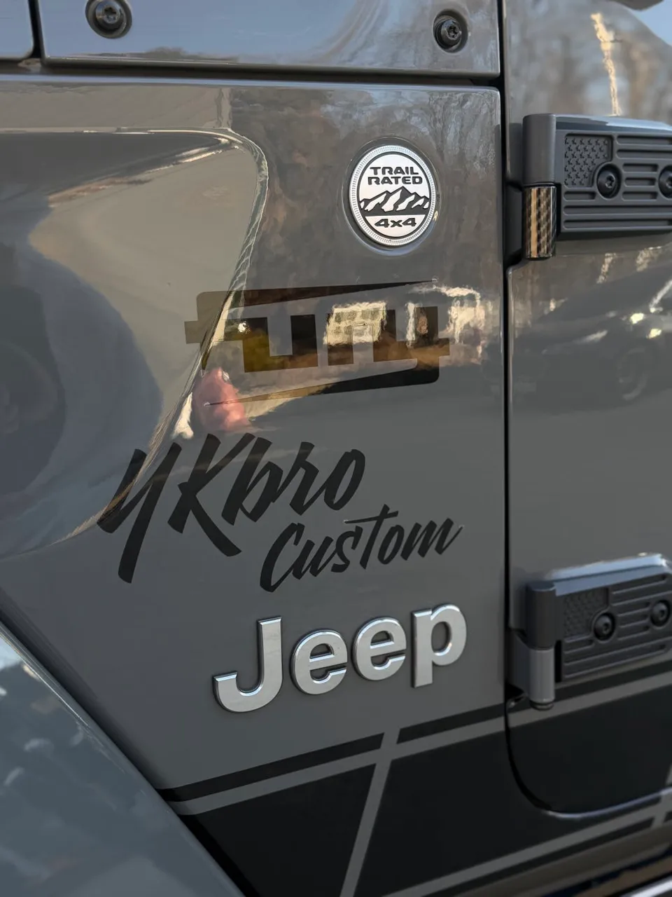 Jeep Wranglerのカーラッピング事例|費用目安・仕上がり 施工写真 3-1