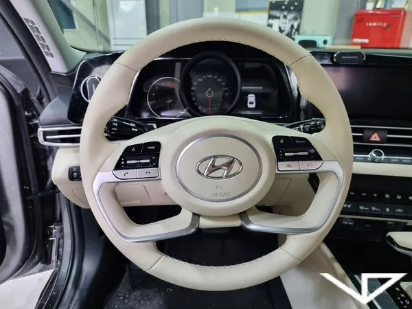 Hyundai Elantra CN7 interior customization - Hyundai Elantra CN7 Interior Customization Review photo 5