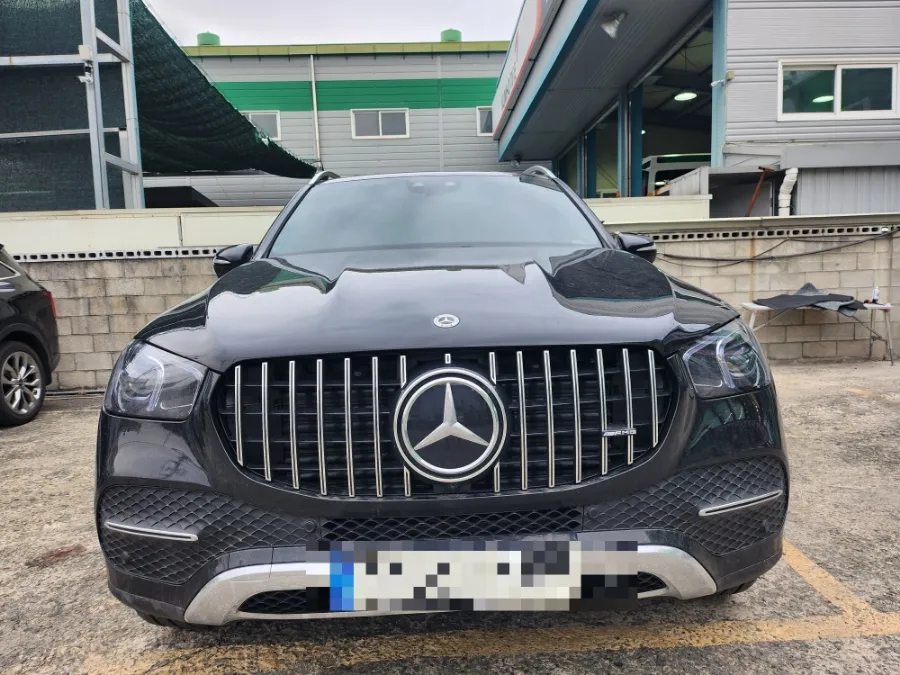 Mercedes-Benz GLE Paint Correction & Glass Coating Review photo 1