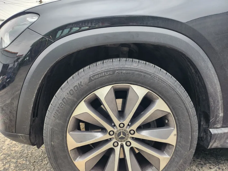 Mercedes-Benz GLE Paint Correction & Glass Coating Review photo 2