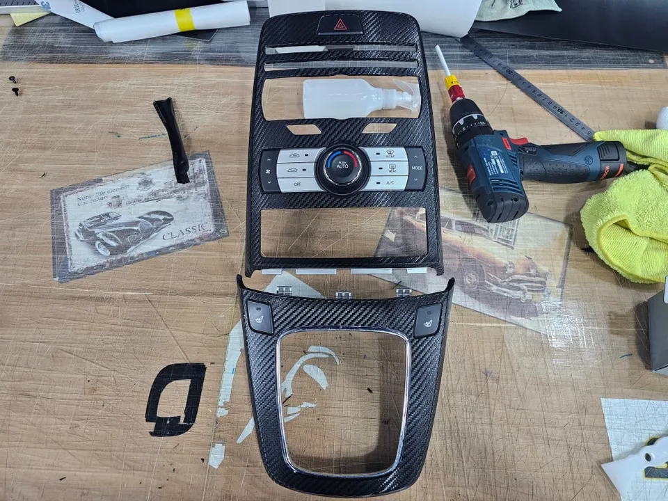 Genesis Coupeのカーラッピング事例｜費用目安・仕上がり 施工写真 1-2